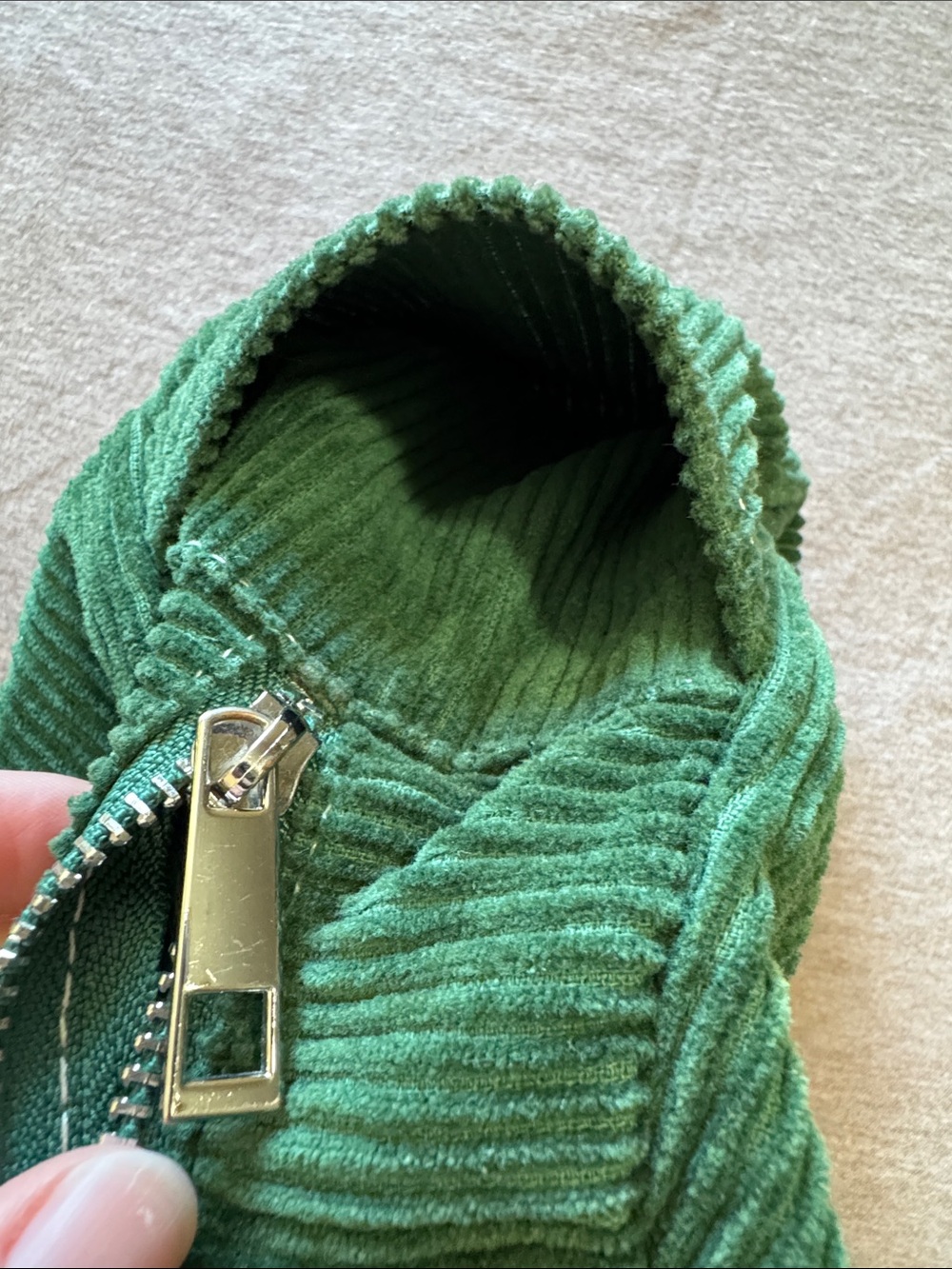 Urban Outfitters Green Corduroy small embroidered backpack 100% Cotton - Picture 10 of 15
